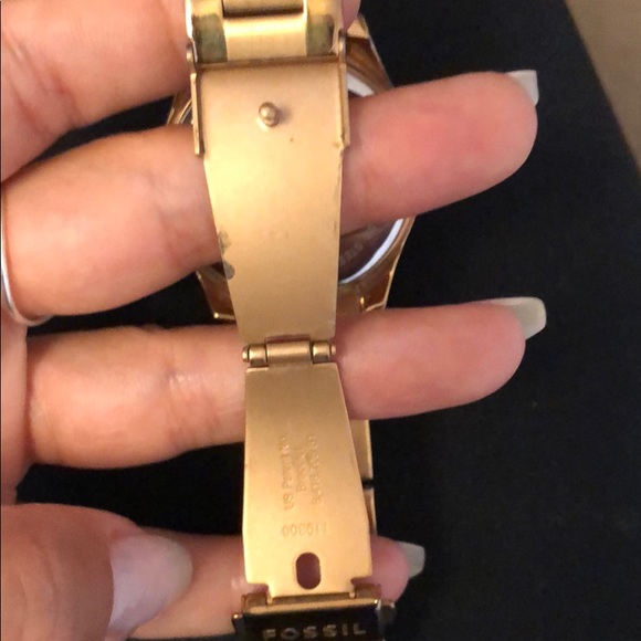 Fossil Rose Gold Watch - Picture 6 of 7